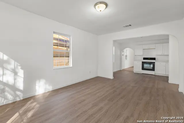 503 Vickers, San Antonio, TX 78211 - Image #3