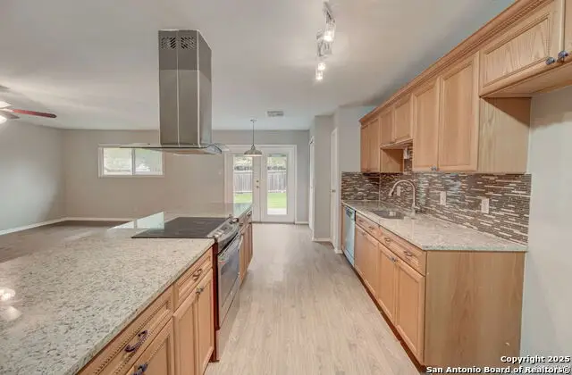 13614 Larkbrook, San Antonio, TX 78233 - Image #3