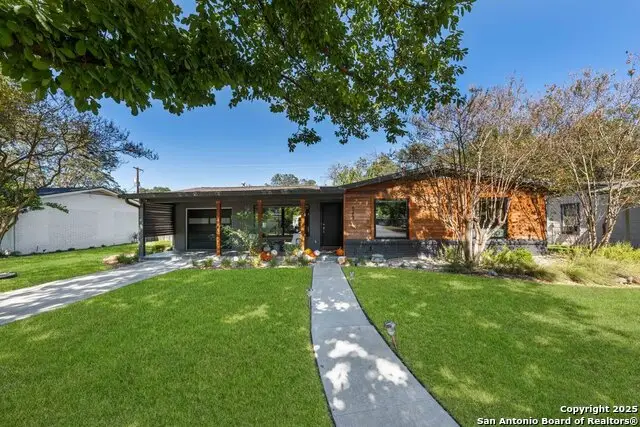 623 E Nottingham Dr, San Antonio, TX 78209 - Image #1