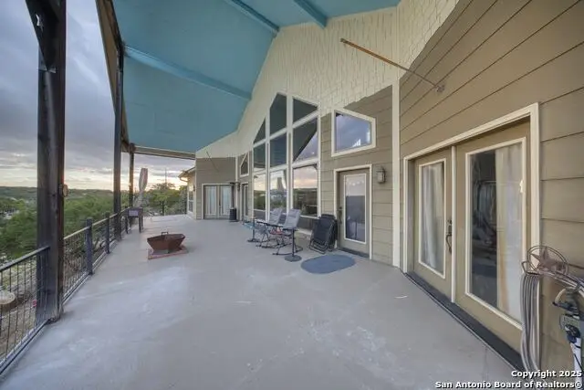 189 Scenic Sunset, Lakehills, TX 78063 - Image #3