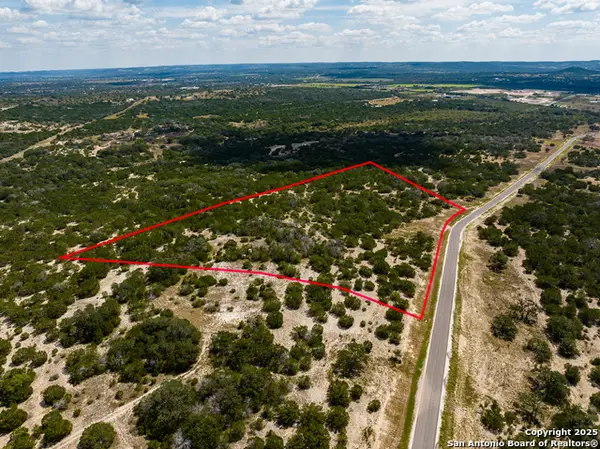 267 Dark Sky Path, Kerrville, TX 78028