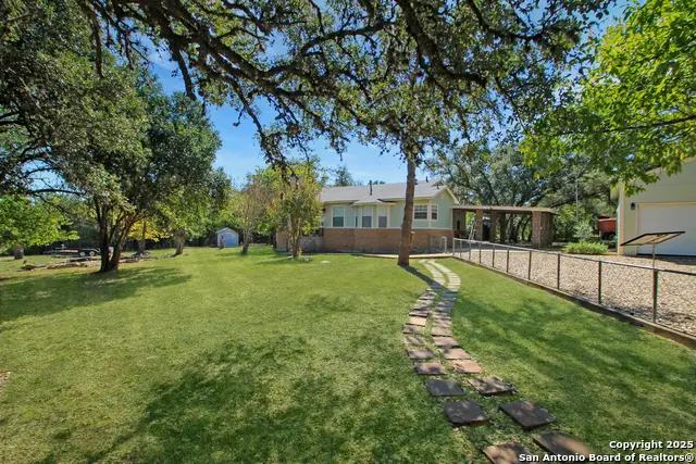 1102 Mendelin, San Antonio, TX 78260 - Image #3