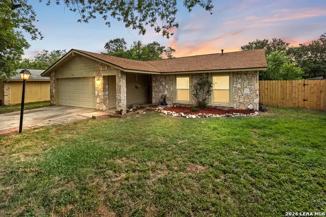 923 Saddlebrook Dr, San Antonio, TX 78245 - #2