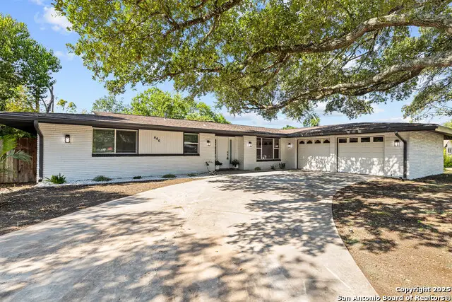 446 Spaceway Dr, Windcrest, TX 78239 - Image #3