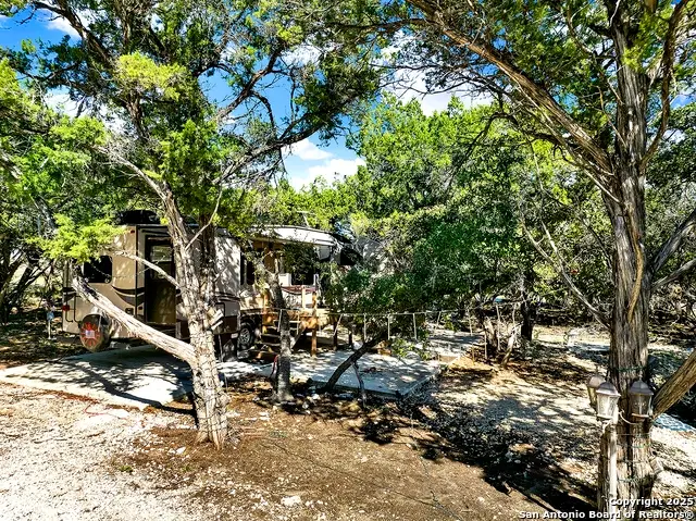 848 Avenue J, Lakehills, TX 78063 - Image #3