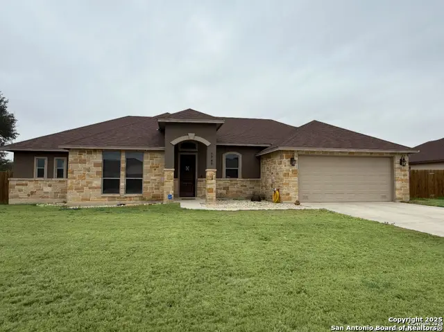 1745 Crookedcreek, Pleasanton, TX 78064 - Image #1