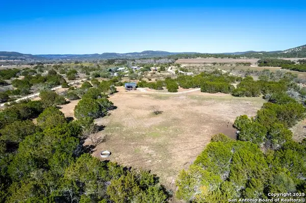 10935 Fm 470, Tarpley, TX 78883