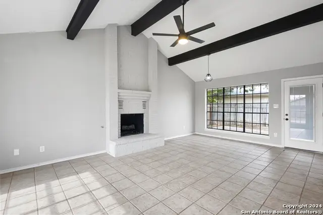 357 Paisano St, New Braunfels, TX 78130 - Image #2