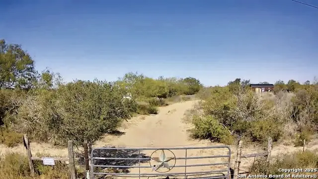 653 South Hwy 59, George West, TX 78022 - #2