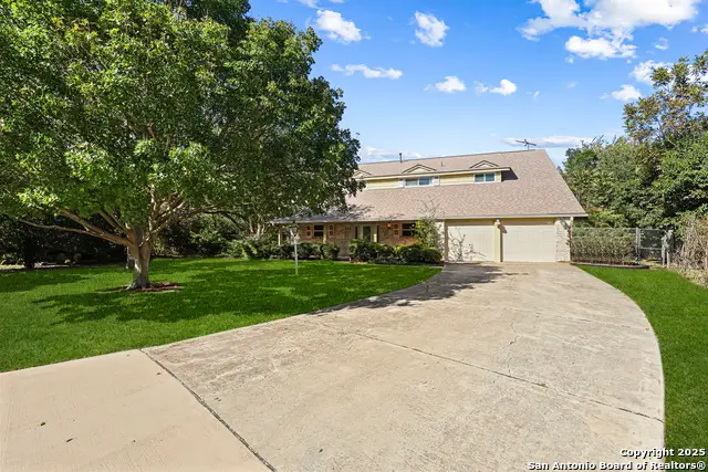 212 National, Universal City, TX 78148 - Image #3