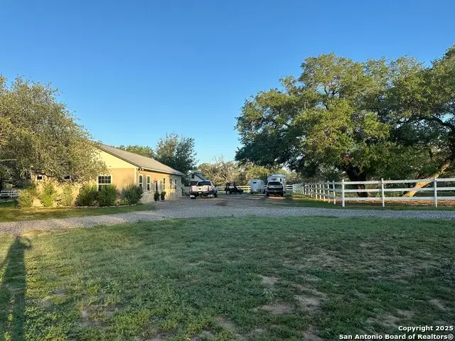 224 County Road 789, Natalia, TX 78059 - Image #2