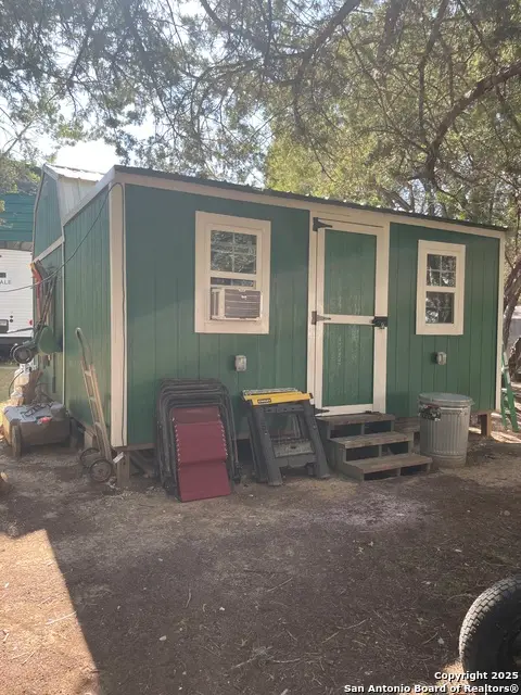 342 Park, Bandera, TX 78003 - Image #3