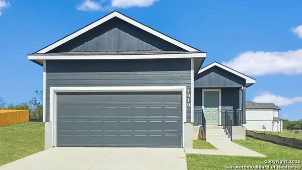 1019 Asturias Pass, San Antonio, TX 78221