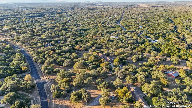 8040 Rolling Acres Trail, Fair Oaks Ranch, TX 78015 - Image #2