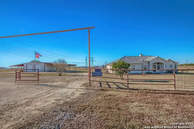 240 Glory Lane, Marion, TX 78124 - Image #2