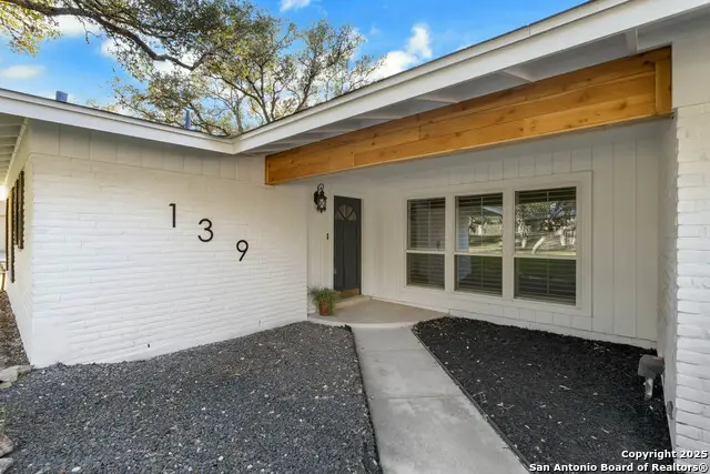 139 Canyon Oaks, Hollywood Park, TX 78232 - Image #2