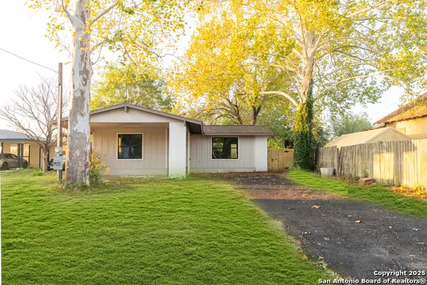 8170 6th, Somerset, TX 78069