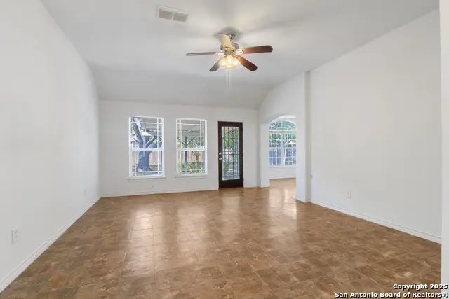 2143 Calle Del Sol, San Antonio, TX 78226 - Image #3