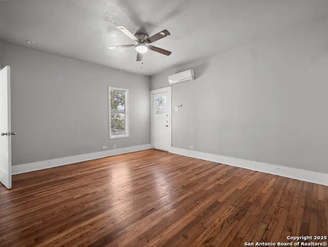 339 Kayton, San Antonio, TX 78210 - Image #3