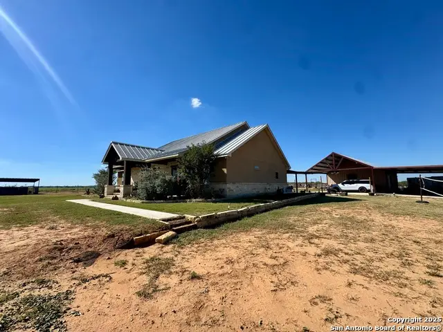 16489 Fm 472, Devine, TX 78016 - Image #3