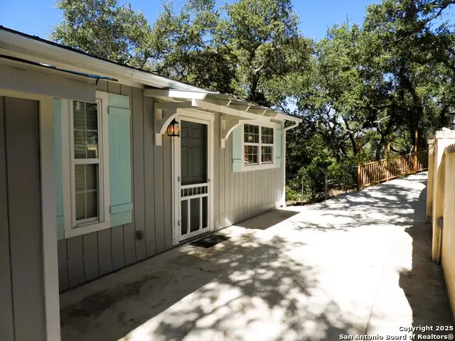 196 Whispering Oak Lane, Lakehills, TX 78063 - Image #2