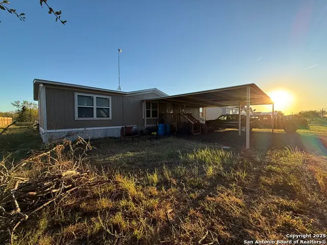 137 Viridian View, Pleasanton, TX 78064 - Image #1