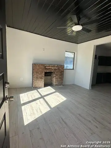 1431 Crockett, San Antonio, TX 78202 - Image #2
