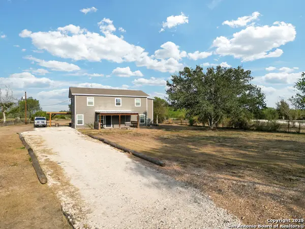 3233 County Road 426, Beeville, TX 78102