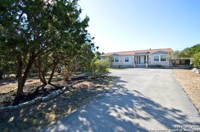 108 Fawn, Spring Branch, TX 78070 - Image #2