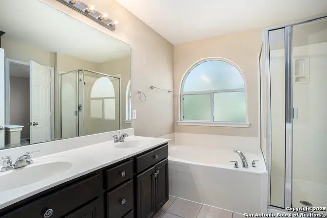 12139 Karnes, San Antonio, TX 78253 - Image #3