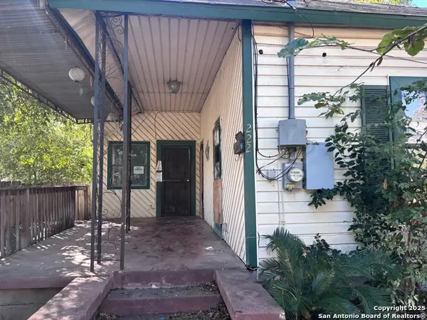 222 Sandmeyer, San Antonio, TX 78208