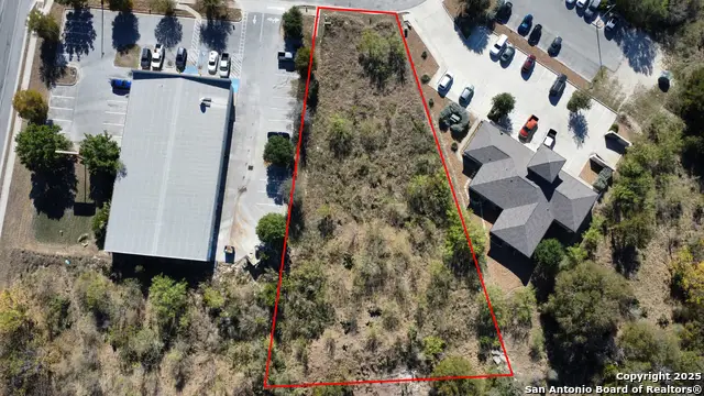 106 Willow Springs Dr, San Marcos, TX 78666 - Image #2