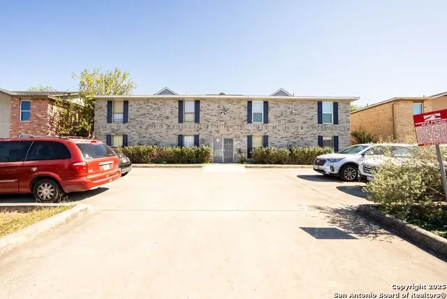 7568 Windsor Oaks, San Antonio, TX 78239 - Image #1