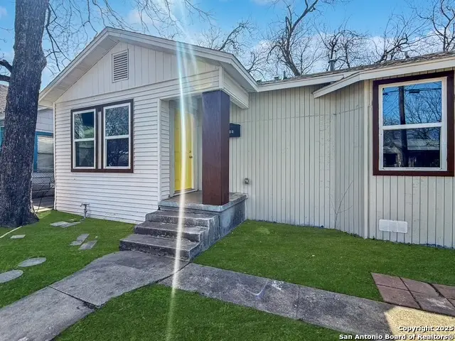 146 Roslyn Ave, San Antonio, TX 78204 - Image #2