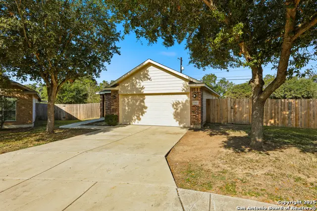 5703 Cardinal Falls, San Antonio, TX 78239 - Image #2