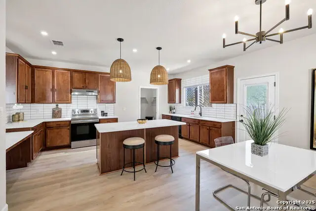 8115 Puente, San Antonio, TX 78223 - Image #2