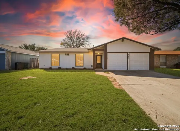 3415 Meadow Dr., San Antonio, TX 78251