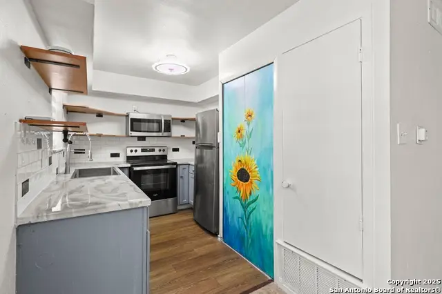 923 Vance Jackson #905, San Antonio, TX 78201 - Image #1