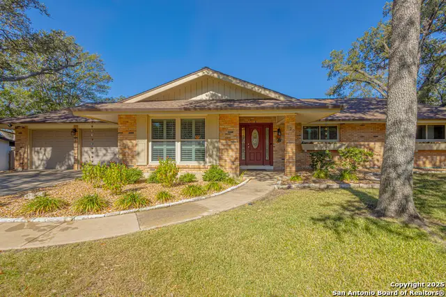 729 Rocklyn Dr, Windcrest, TX 78239 - Image #2