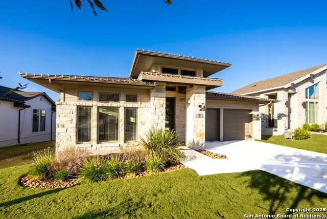 306 Navarro, Boerne, TX 78006 - Image #1