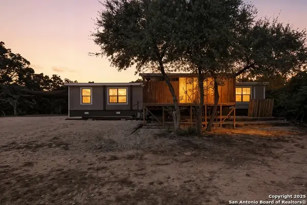 798 Legion, Lakehills, TX 78063