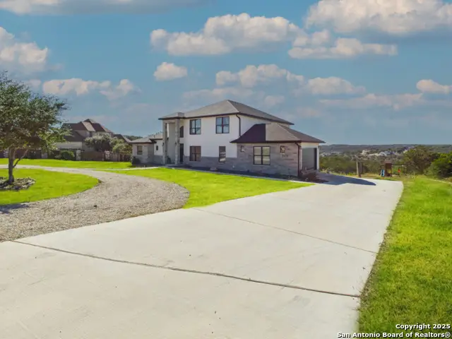 921 County Road 2801, Mico, TX 78056 - Image #3