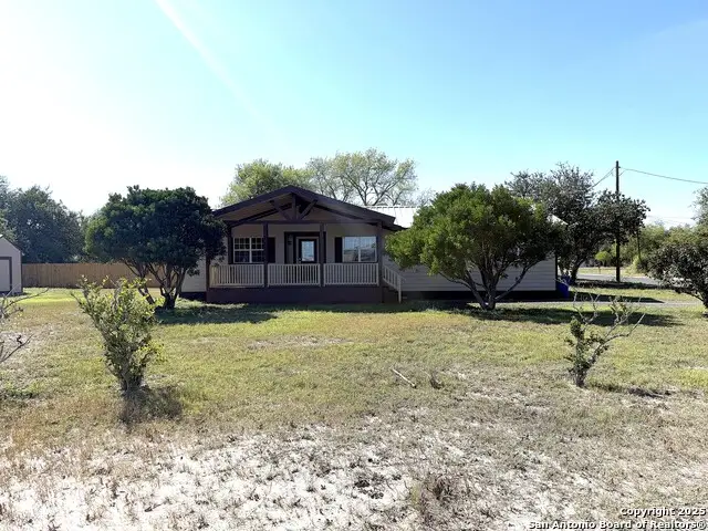 305 Youst, Beeville, TX 78102 - Image #3