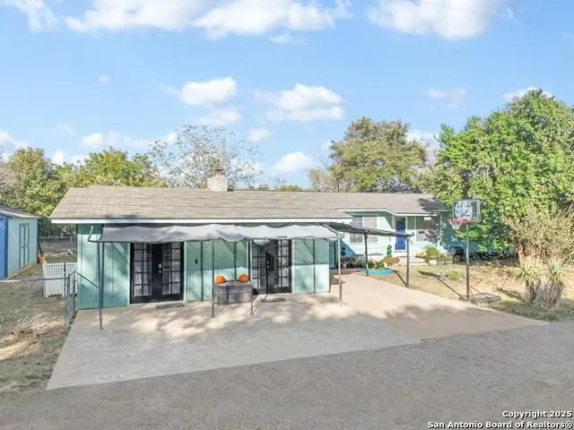 914 6th, Blanco, TX 78606 - Image #2