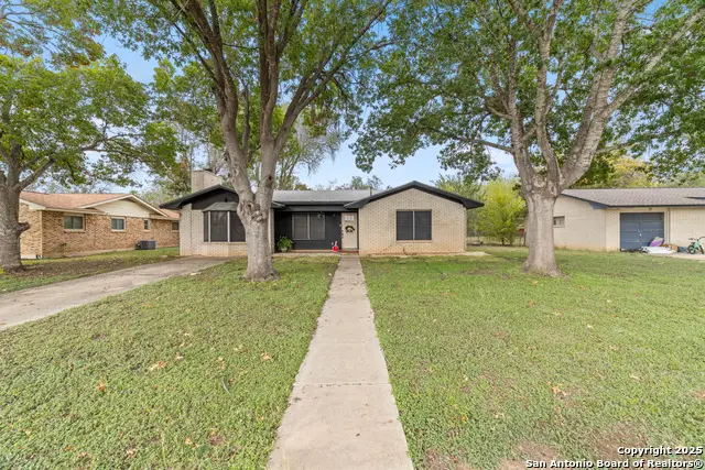 1706 24th, Hondo, TX 78861 - Image #1