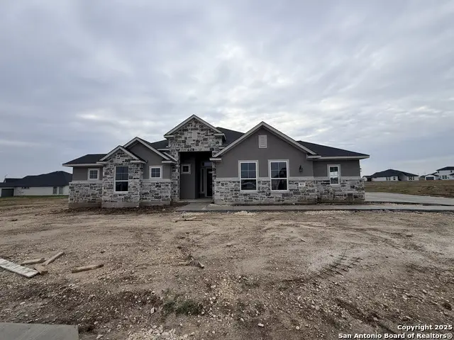 811 Niebla Creek, San Antonio, TX 78263 - Image #2