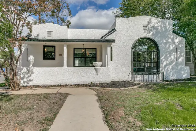 2055 W Magnolia Ave, San Antonio, TX 78201 - Image #1