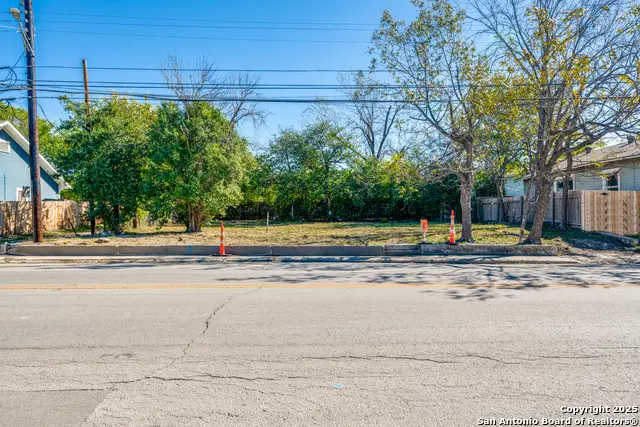 910 N Hackberry, San Antonio, TX 78202 - Image #1