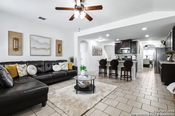 742 Halogen Way, San Antonio, TX 78221