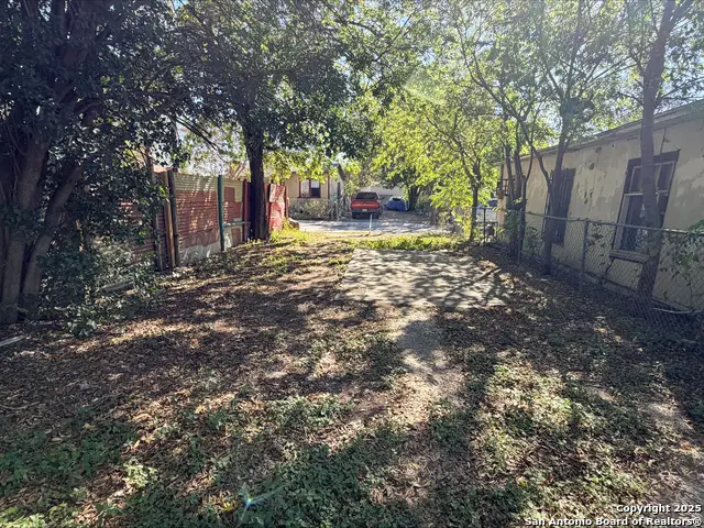 1327 Montezuma, San Antonio, TX 78207 - Image #1